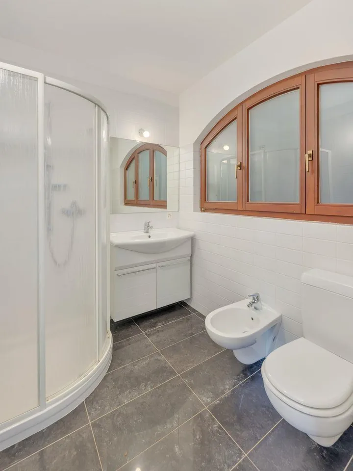 PIACEVOLE VILLA CON PISCINA E VISTA LAGO | PIACEVOLE VILLA CON PISC... – Foto 10 von 10