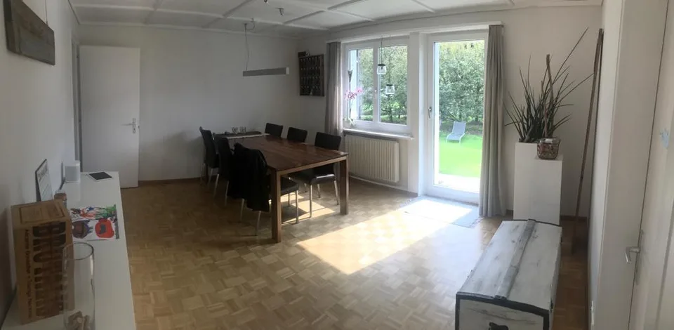 Freistehendes Haus im Grünen