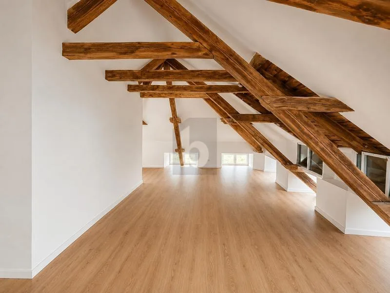 2.5 Zimmer Dachwohnung in Lichtensteig | UrbanHome