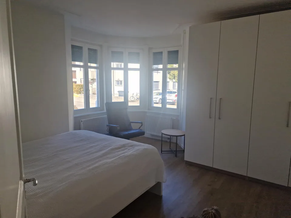 6-Zimmerhaus mit 3 Küchen zu vermieten, ideal zum Wohnen und Arbeiten – Foto 5 von 14