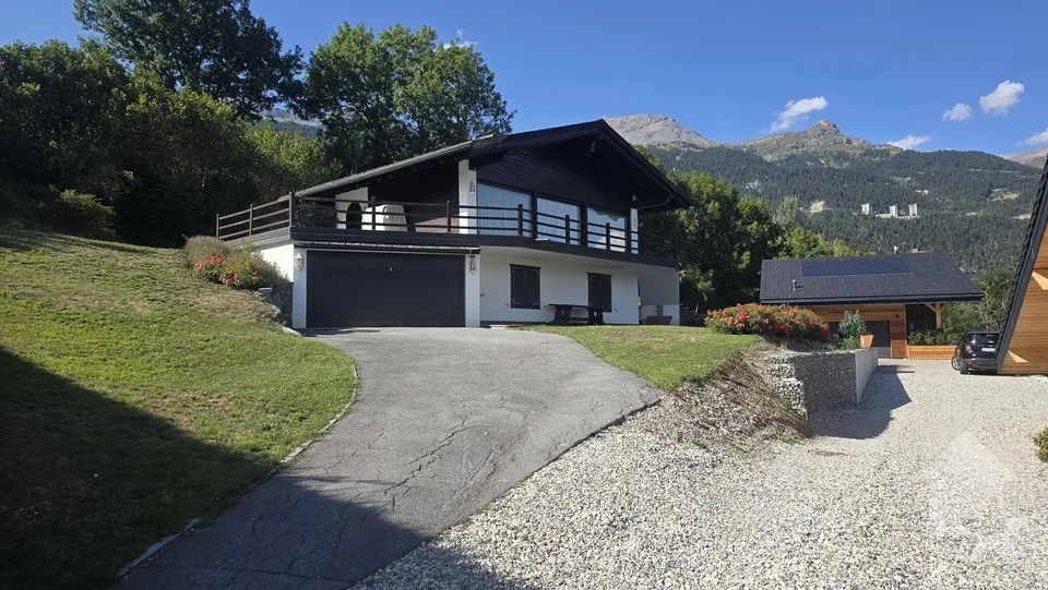 Chalet avec piscine extérieure à Randogne – Foto 6 von 26