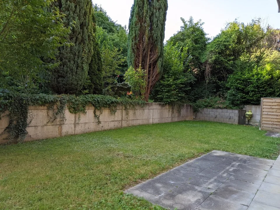 Sanierte 3.5-Zimmerwohnung mit Gartensitzplatz im alten Dorfkern – foto 9 di 10
