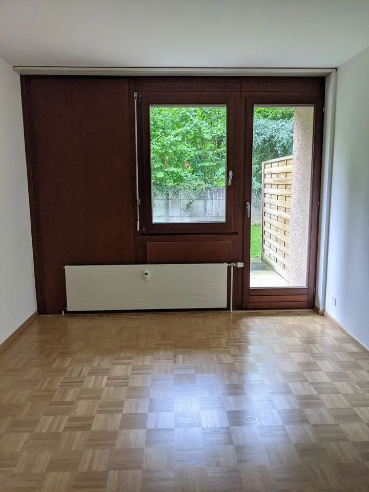 Sanierte 3.5-Zimmerwohnung mit Gartensitzplatz im alten Dorfkern – foto 7 di 10