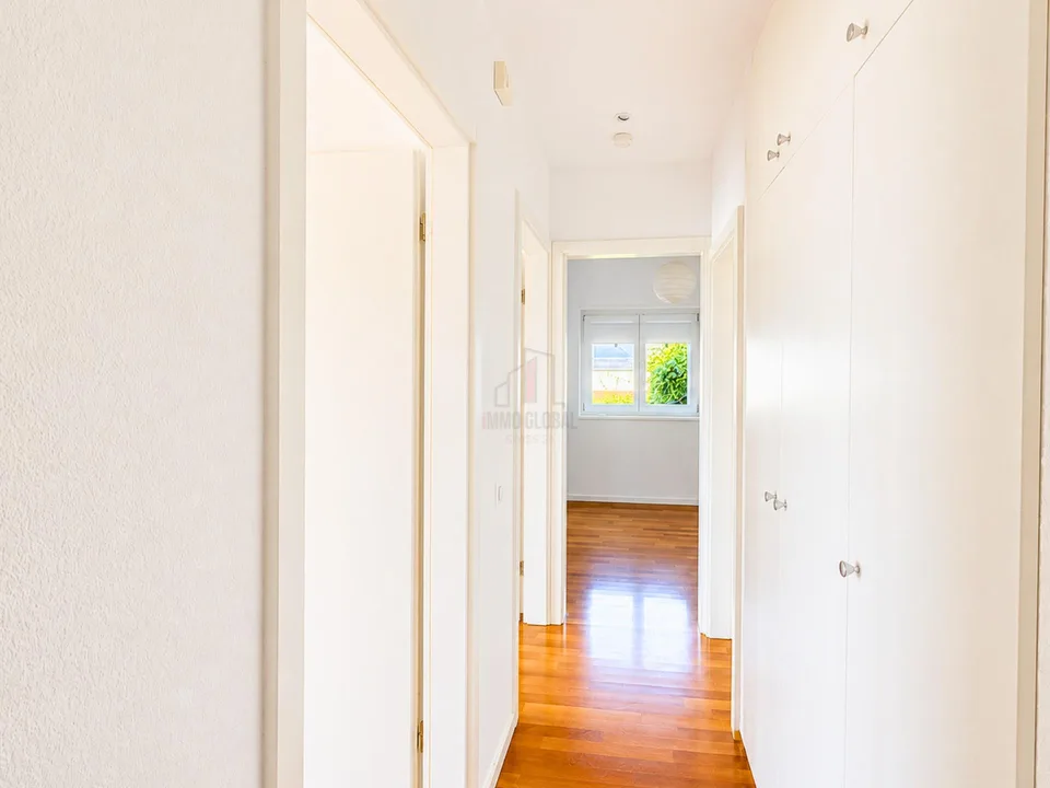 LA TUA CASA IN ZONA ESCLUSIVA CON PARZIALE VISTA LAGO – foto 10 di 13