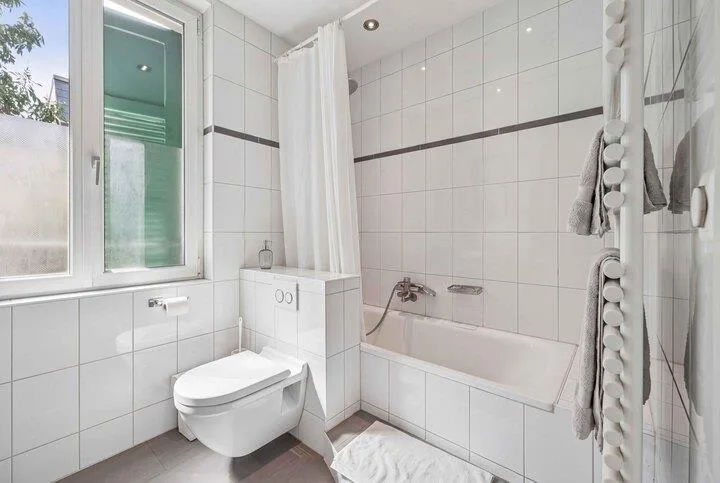 Charming TOWNHOUSE IN A SOUGHT-AFTER LOCATION IN BASEL – photo 6 of 8