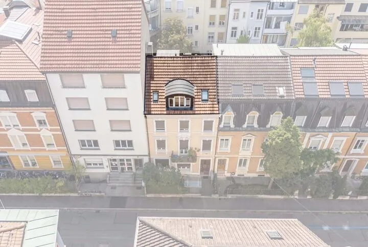 CHARMING PENTHOUSE IN BASEL-STADT – photo 7 of 8