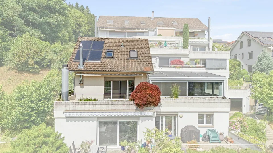 PRIME SLOPE LOCATION WITH PANORAMIC VIEWS OF LAKE SEMPACH – photo 7 of 8