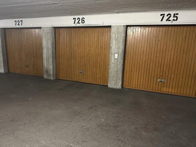 3 1/2-Zimmer-Wohnung im 5. OG an sehr sonniger Seeblicklage mit Gem... – Foto 12 von 27