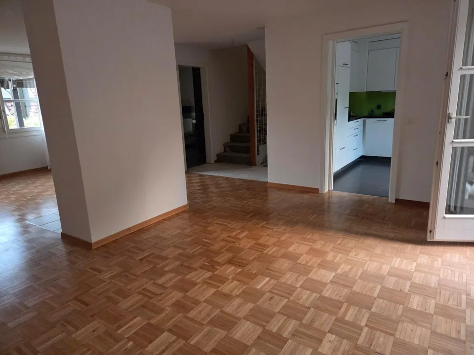 Reiheneinfamilienhaus an Familie zu vermieten