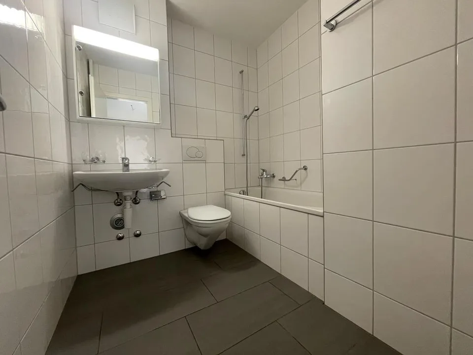 Morderne 1-Zimmerwohnung Nähe Dreirosenbrücke – Foto 4 von 4