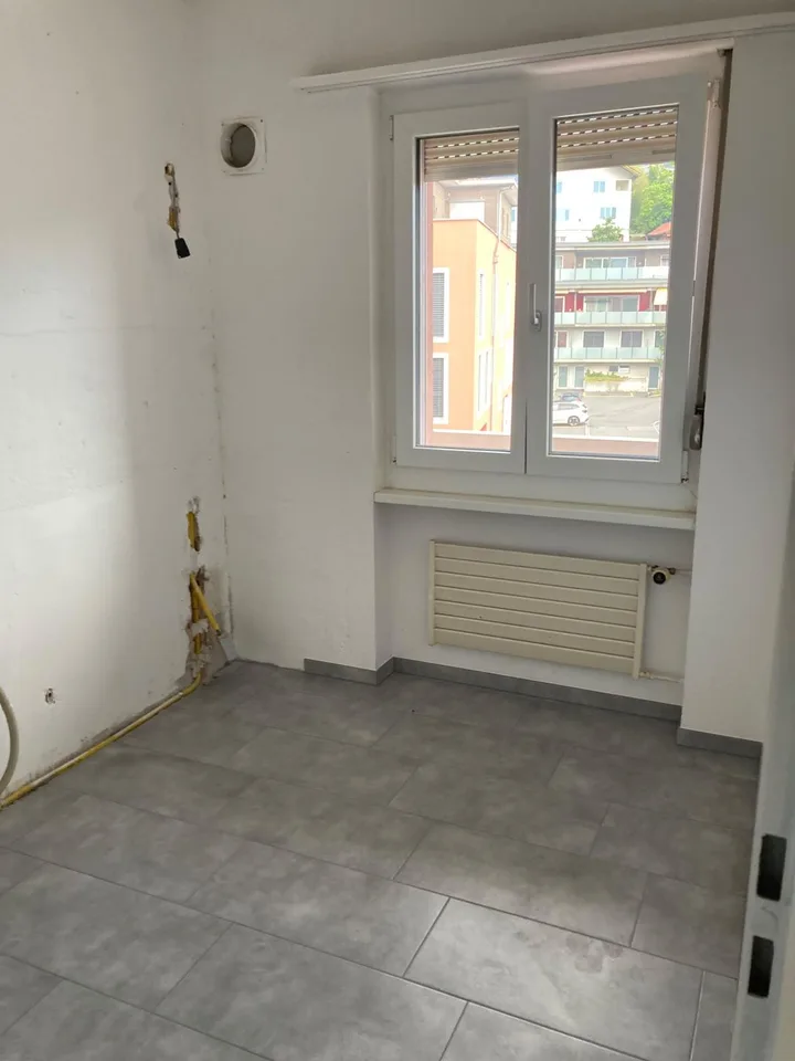 Komplett frisch renovierte 4.5 Wohnung – foto 4 di 6