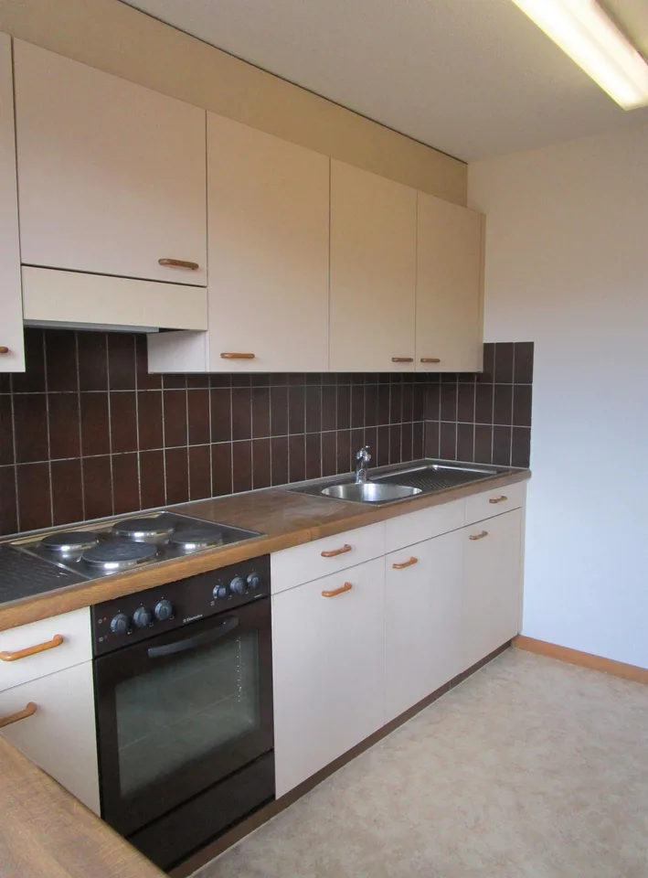 Wunderschöne Wohnung in grüner Umgebung befristet bis am 31.10.2027