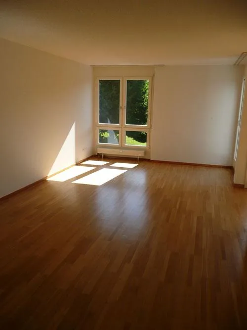 Wunderschöne Wohnung in grüner Umgebung befristet bis am 31.10.2027