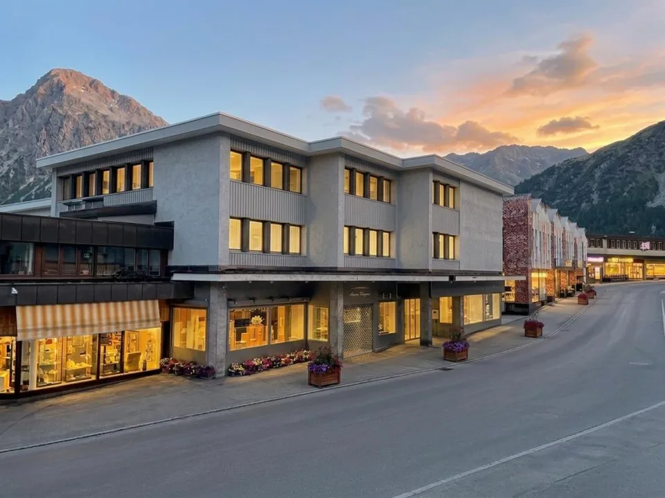 Appartamento moderno e centralmente situato di 3,5 locali ad Arosa (seconda casa) – foto 6 di 8
