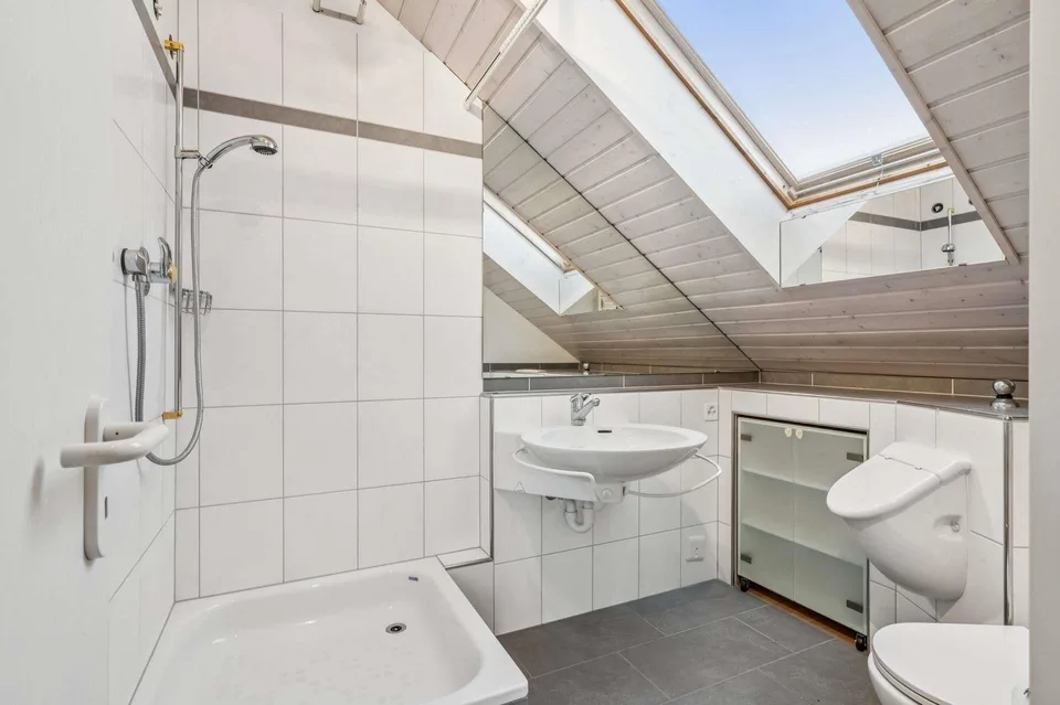 4.5-Zimmer-Reiheneckhaus im familienfreundlichen Quartier – Foto 11 von 21