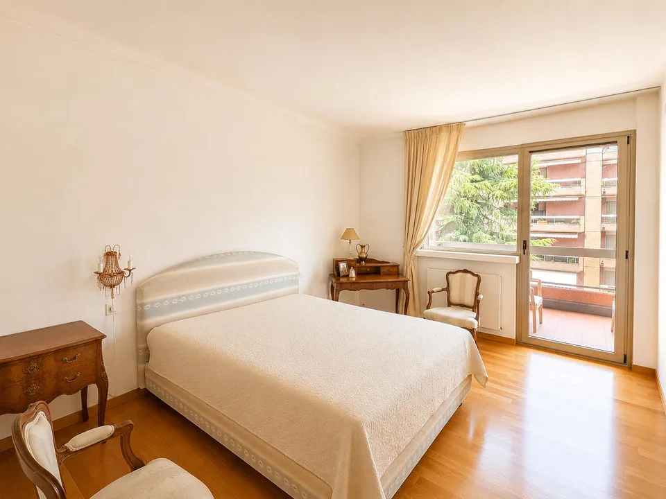 Esclusivo 4,5 locali a lago con posto barca – Foto 4 von 11