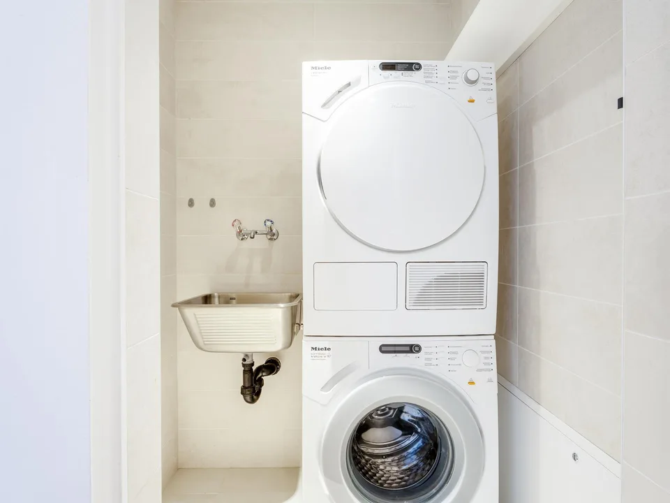 Moderno 3.5 locali con vista lago a Paradiso – foto 12 di 16