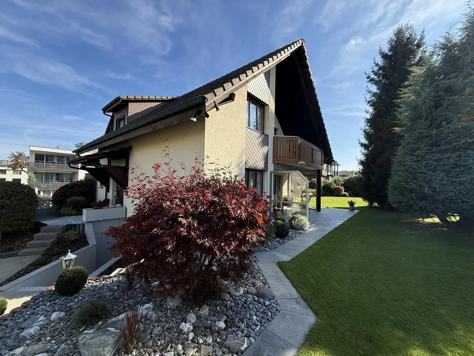 Gepflegtes Einfamilienhaus mit Traumgarten in ruhiger Sackgasse – photo 4 sur 16