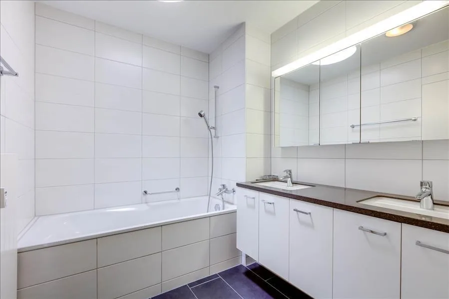 MIETEN OHNE KAUTION - Traumhafte, moderne Attikawohnung mit Terrasse