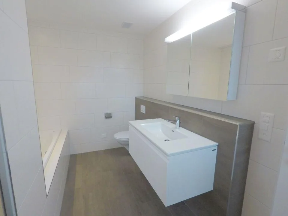 Moderne 4.5 Zimmer-Wohnung in ländlicher Lage