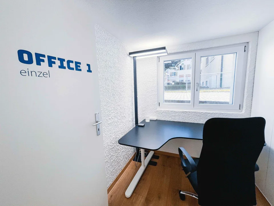 Zentrales Büro in Wattwil zu vermieten – inkl. WIFI – Foto 2 von 2