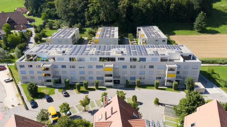 Einstellhallenmotorradplatz in Boll ab sofort zu vermieten – Foto 2 von 2