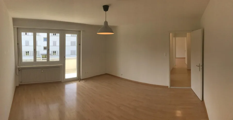 Grosse 2.5 Zimmerwohnung gegenüber Coop Bäregg – Foto 4 von 15