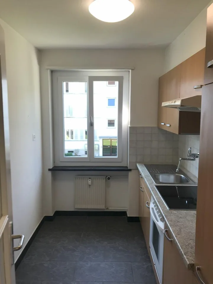 Grosse 2.5 Zimmerwohnung gegenüber Coop Bäregg – Foto 5 von 15