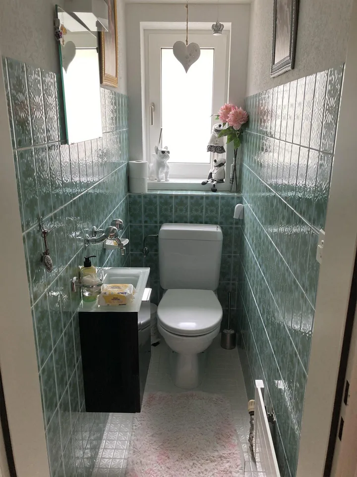helle 4.5 Zimmerwohnung mit Balkon in Jenins – photo 10 sur 11