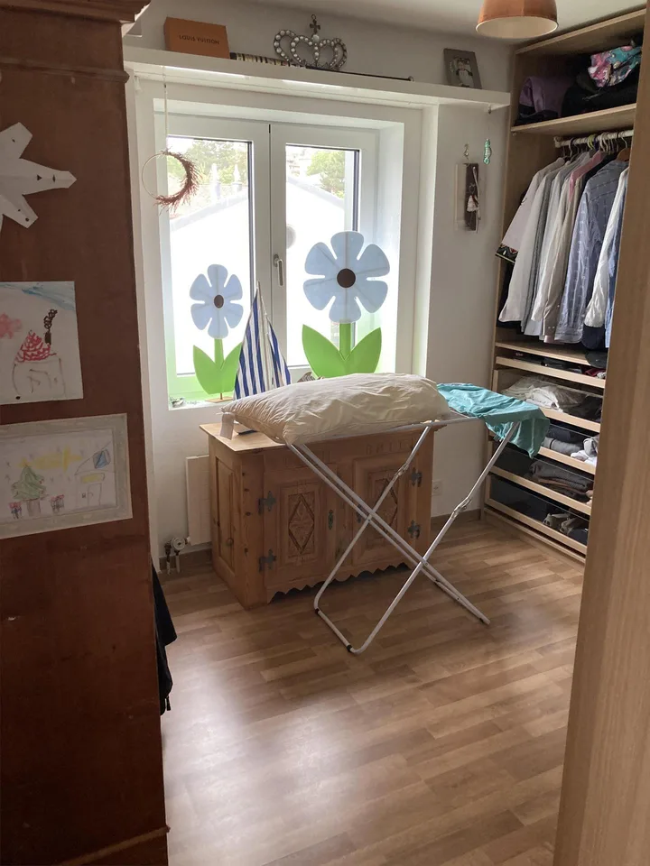 helle 4.5 Zimmerwohnung mit Balkon in Jenins – photo 7 sur 11