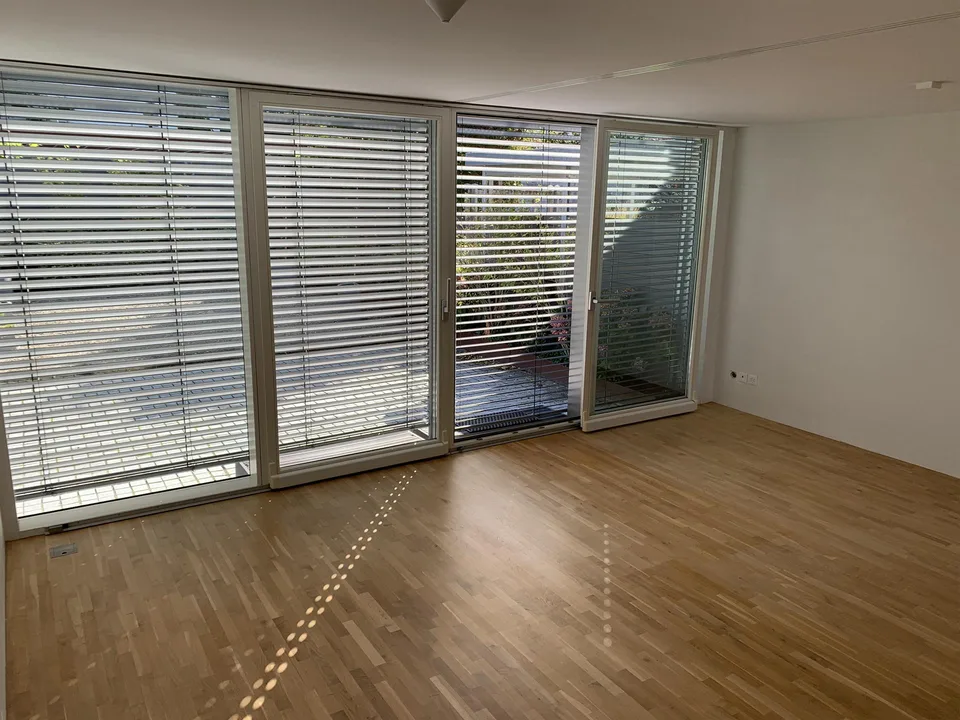 Modernes 3½-4½-Zimmer-Haus mit Seesicht an ruhiger Lage in Wittenbach