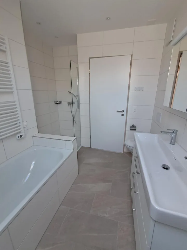 Neubauwohnung mitten im Dorf