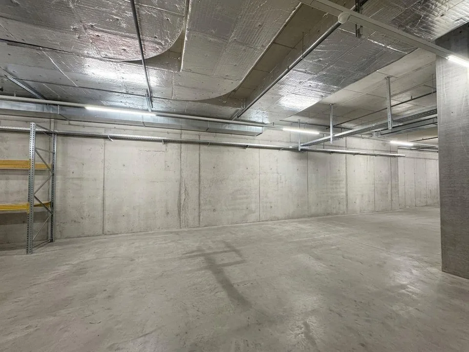 323m² - Lagerfläche im 1. UG mit guter Erschliessung – Foto 2 von 10