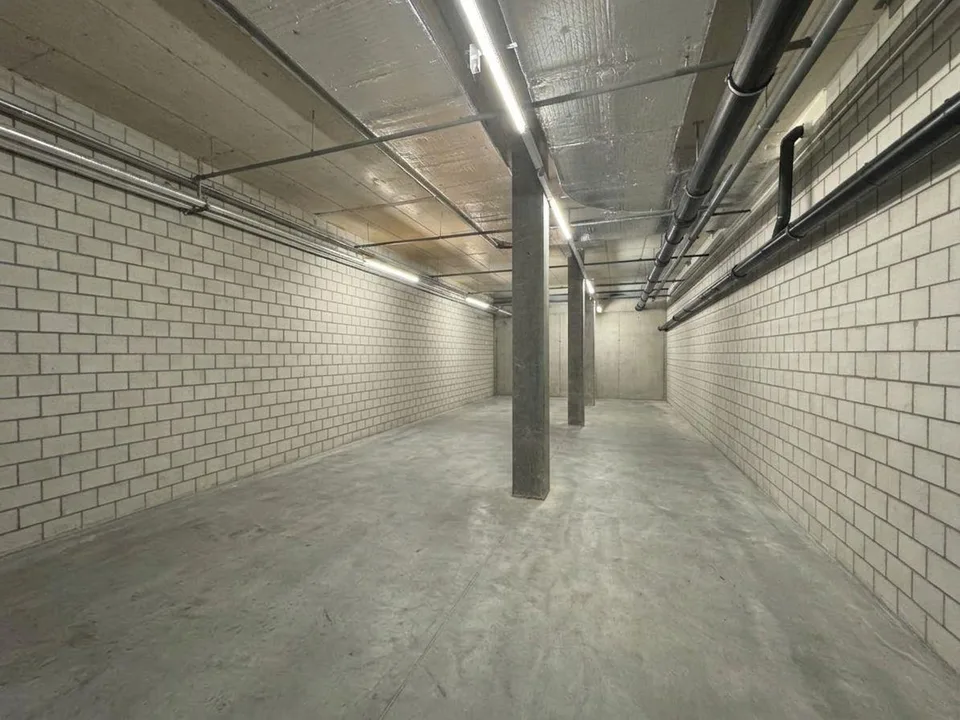 323m² - Lagerfläche im 1. UG mit guter Erschliessung – Foto 3 von 10