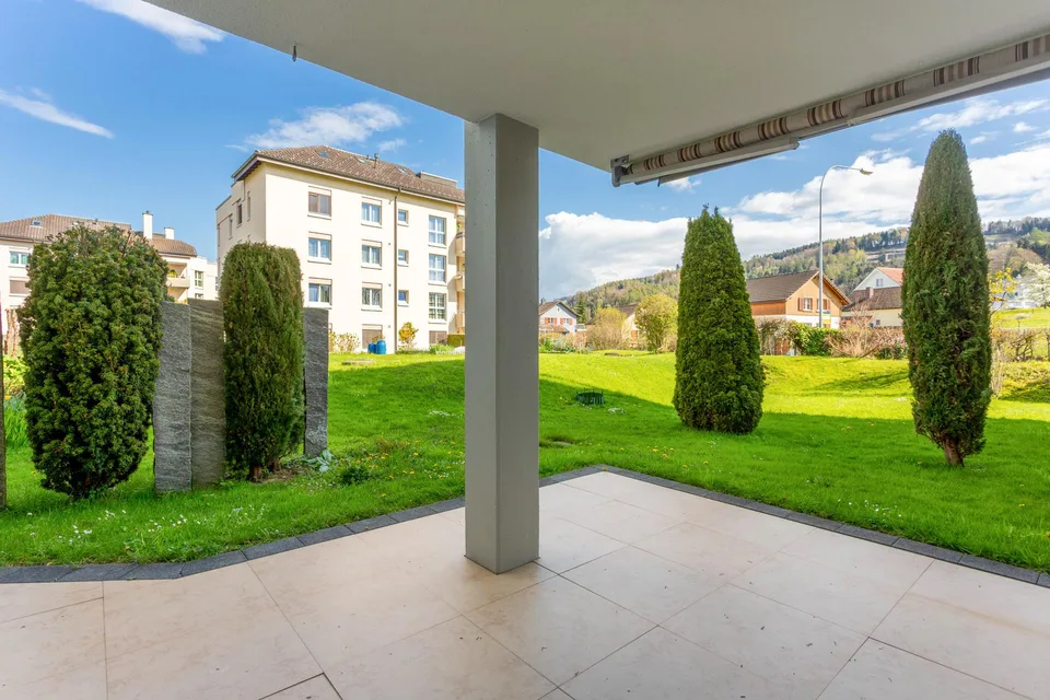 Grosszügige 4.5-Zimmer-Maisonettewohnung mit Gartensitzplatz