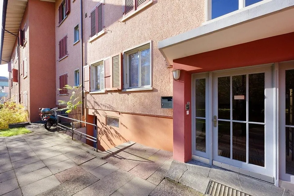Teilsanierte 3-Zimmer Wohnung mit Charme – Foto 8 von 11