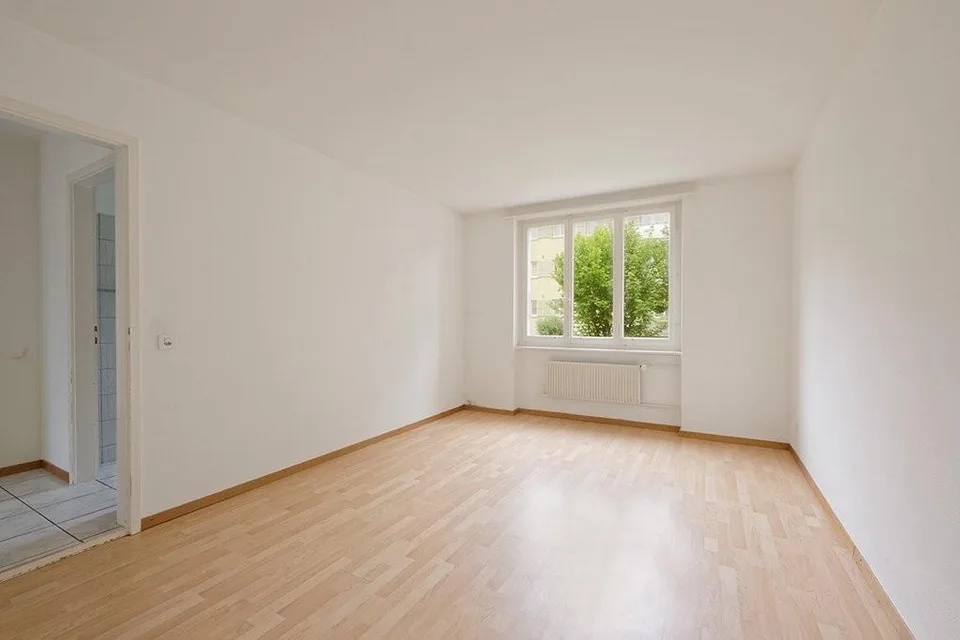 Teilsanierte 3-Zimmer Wohnung mit Charme – Foto 5 von 11