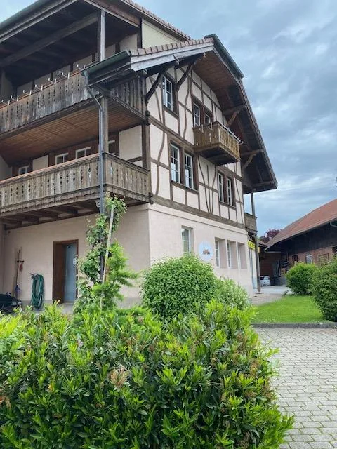 Appartement charmant de 4 pièces à Toffen avec balcon