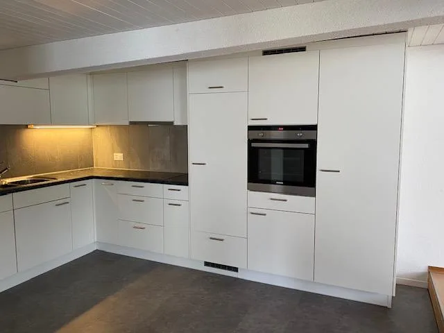 Appartement charmant de 4 pièces à Toffen avec balcon