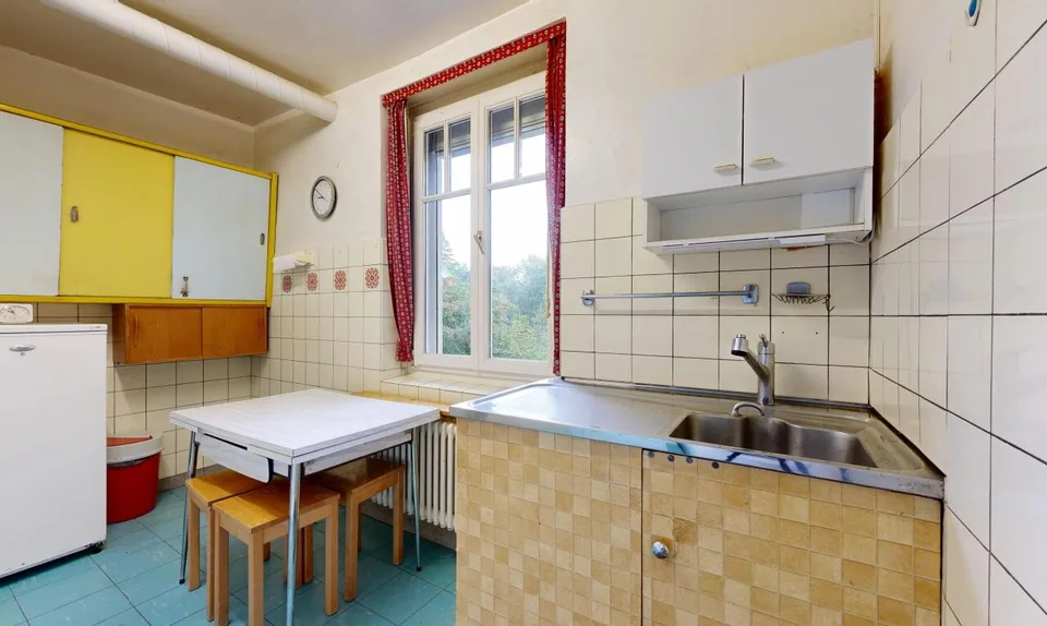 Maison à réinventer sur une parcelle de plus de 2'700 m² – photo 7 sur 11