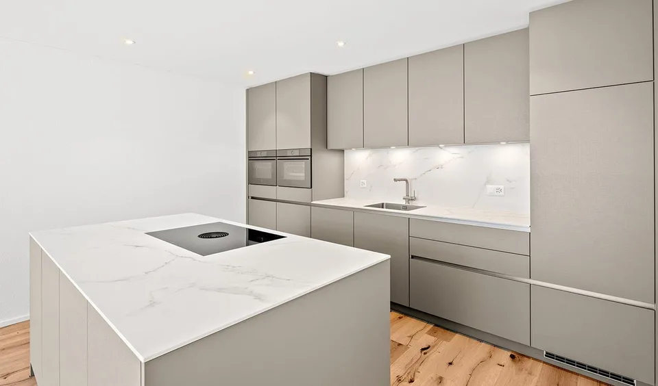 Appartement de jardin neuf avec vue imprenable sur le lac