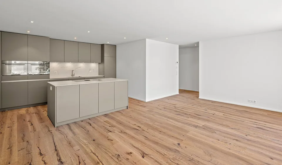 Appartement de jardin neuf avec vue imprenable sur le lac