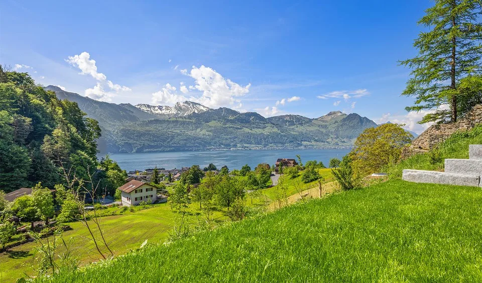 Appartement de jardin neuf avec vue imprenable sur le lac