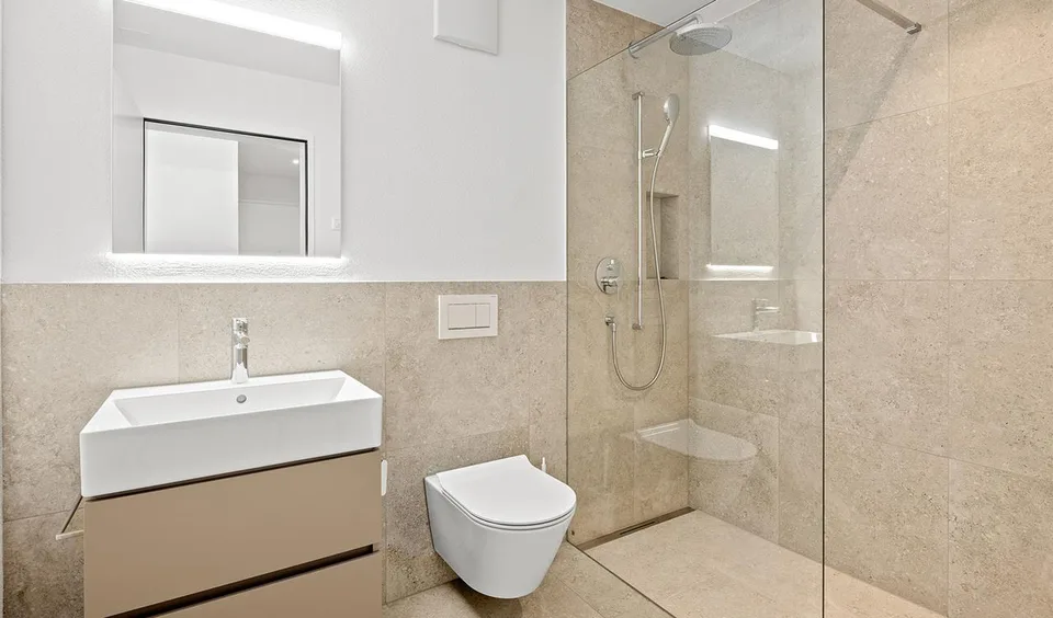 Appartement de jardin neuf avec vue imprenable sur le lac