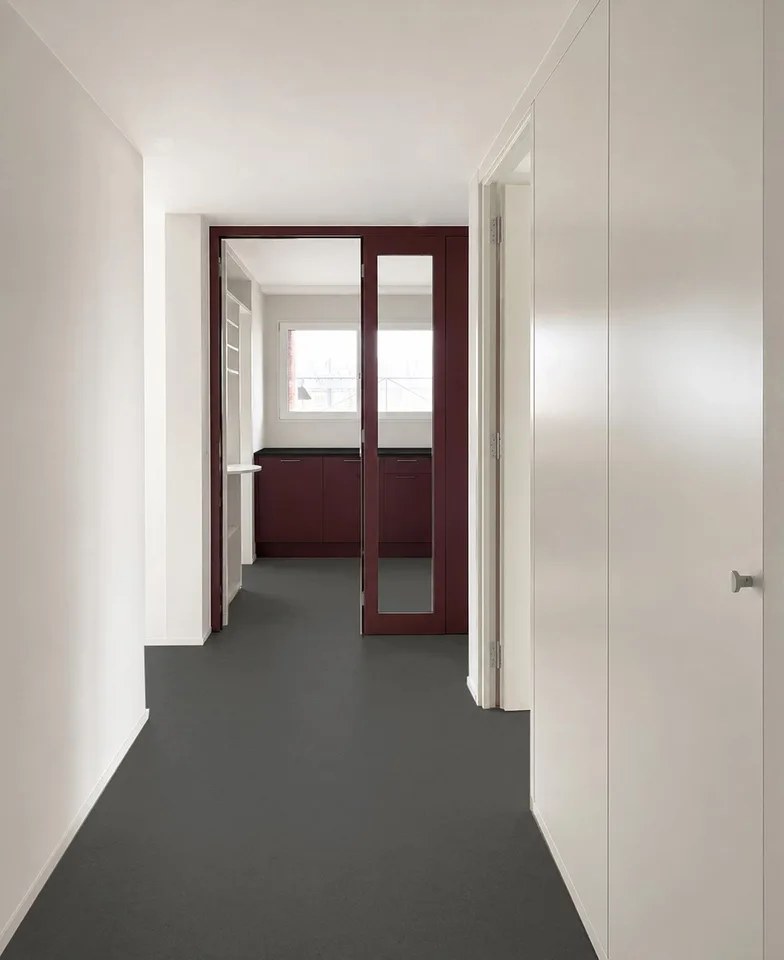 ERSTVERMIETUNG 3.5- Zimmerwohnung 2.OG, 8048 Zürich zu vermieten – Foto 2 von 3