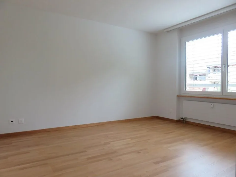 Helle 3-Zimmer-Wohnung mit Balkon in Köniz – Foto 6 von 7