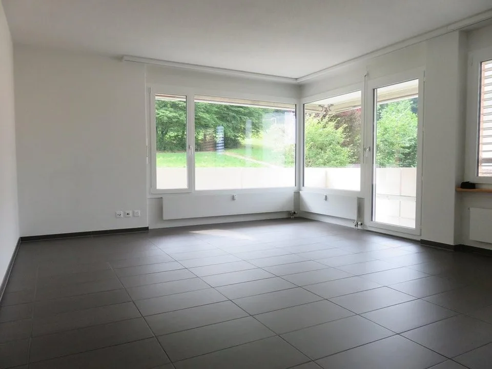 Helle 3-Zimmer-Wohnung mit Balkon in Köniz – Foto 4 von 7