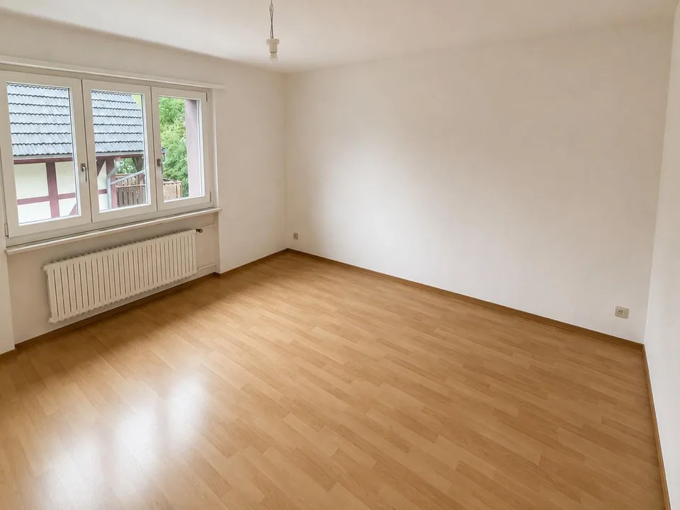 Teilrenovierte 4½-Zimmer-Wohnung mit Balkon und Aussicht in Nottwil
