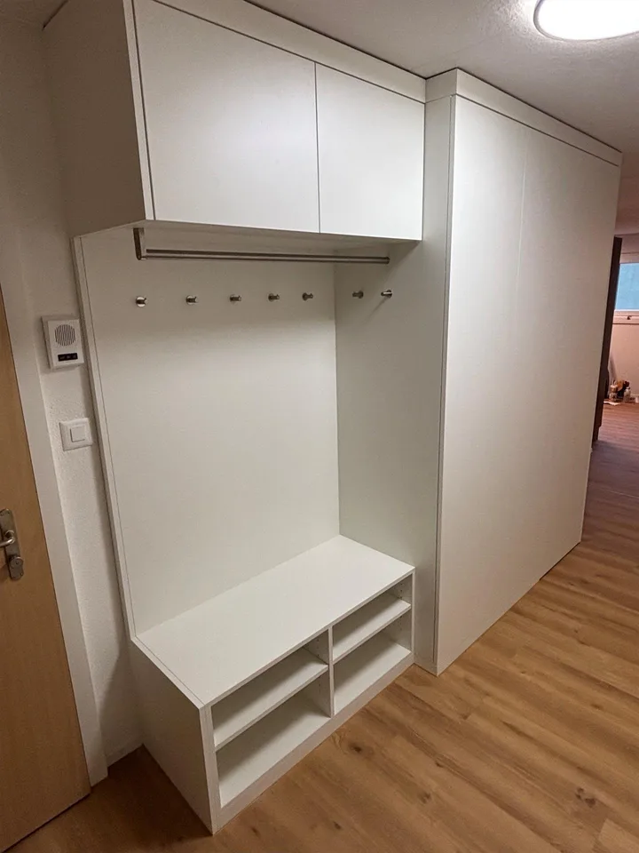 Teilrenovierte 4½-Zimmer-Wohnung mit Balkon und Aussicht in Nottwil