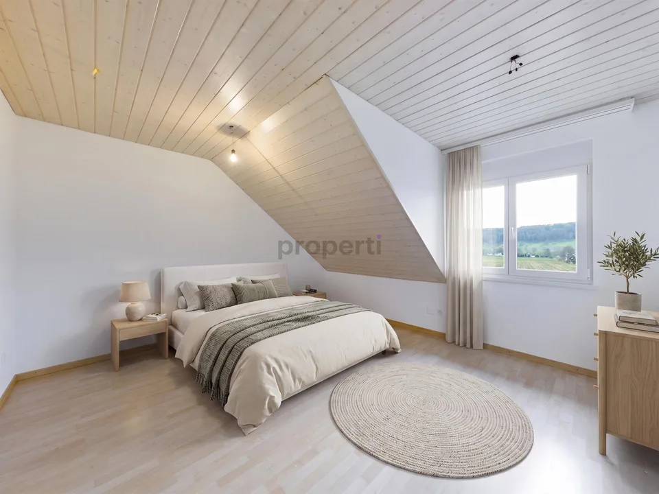 Ruhige 3.5-Zimmer-Dachwohnung mit Charme und Südwestbalkon in Diess...